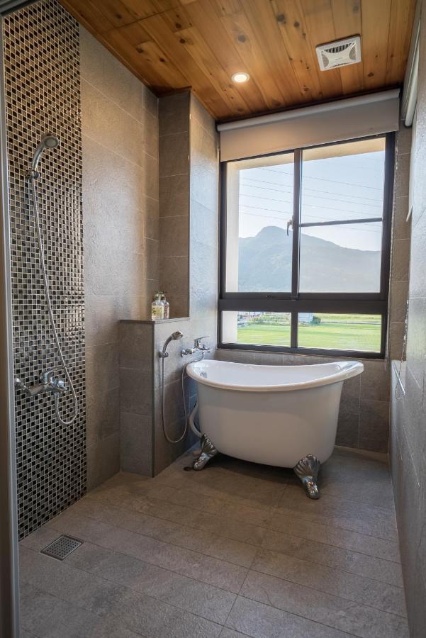 Shui Geng Yuan Farm B&B Yilan Bagian luar foto